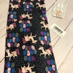 NWT:: LuLaRoe TC Birthday Leggings